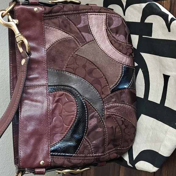 Coach Zoe Patchwork Shoulder Bag - Picture 5 of 16